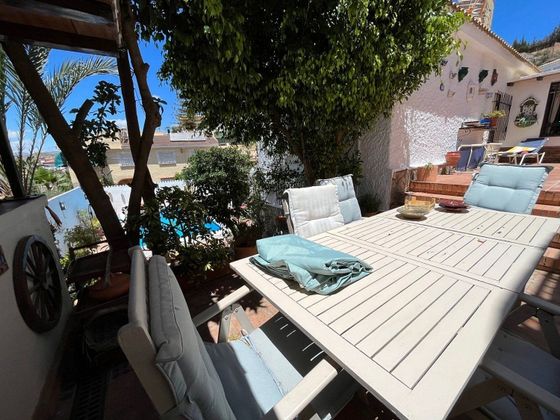 Foto 2 de Venta de chalet en Puerto de la Torre - Atabal de 5 habitaciones con terraza y piscina