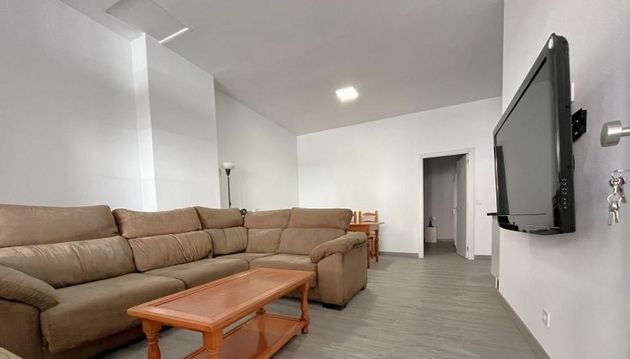 Foto 2 de Alquiler de piso en Puerto de la Torre - Atabal de 2 habitaciones con terraza y muebles