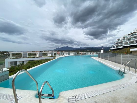 Foto 1 de Piso en venta en calle Islas Caimán de 2 habitaciones con terraza y piscina
