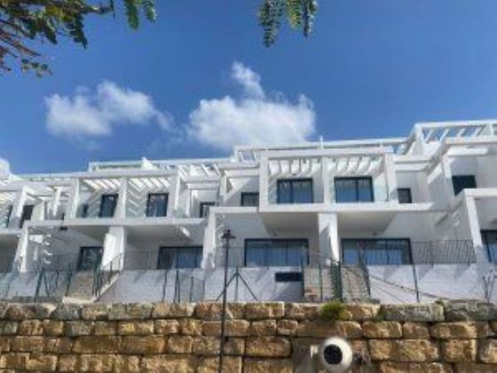Foto 2 de Casa en venda a calle Arrabal Calataraje de 3 habitacions amb terrassa i piscina