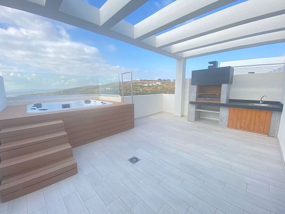 Foto 2 de Venta de casa adosada en avenida Sierra Nevada de 3 habitaciones con terraza y piscina