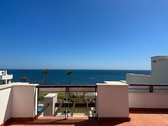 Foto 1 de Àtic en venda a calle Casares Costa de 1 habitació amb terrassa i piscina