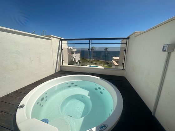 Foto 2 de Àtic en venda a calle Casares Costa de 1 habitació amb terrassa i piscina
