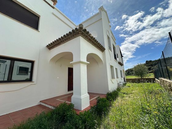Foto 2 de Xalet en venda a Estepona Oeste - Valle Romano - Bahía Dorada de 4 habitacions amb terrassa i jardí