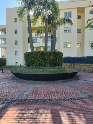 Foto 2 de Venta de piso en calle Miramar del Sol de 1 habitación con terraza y piscina