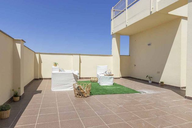 Foto 1 de Àtic en venda a Meliana de 3 habitacions amb terrassa i garatge