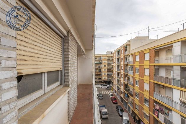 Foto 2 de Piso en venta en Zona Alta de 4 habitaciones con balcón