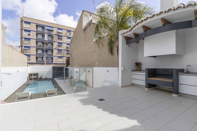 Foto 2 de Venta de casa en Albalat dels Sorells de 4 habitaciones con terraza y piscina