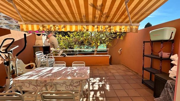 Foto 1 de Dúplex en venda a El Pinillo de 2 habitacions amb terrassa i piscina