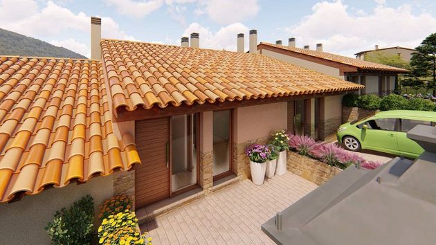 Foto 2 de Casa adossada en venda a urbanización Vega de la Selva de 2 habitacions amb terrassa i balcó