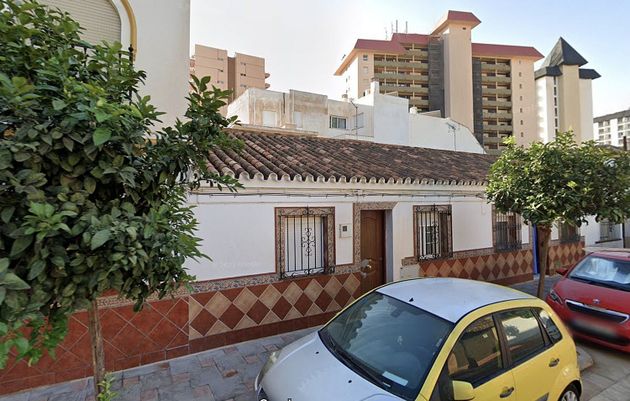 Foto 1 de Casa en venda a Zona Puerto Deportivo de 3 habitacions amb terrassa i calefacció