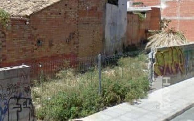 Foto 1 de Venta de terreno en Plaça Eliptica-Republica Argentina-Germanies de 407 m²