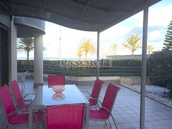 Foto 2 de Pis en venda a Playa de Gandia de 3 habitacions amb terrassa i piscina
