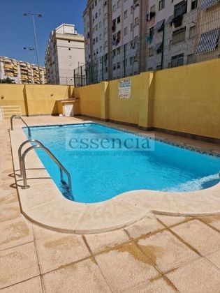Foto 1 de Piso en venta en Playa de Gandia de 1 habitación con terraza y piscina