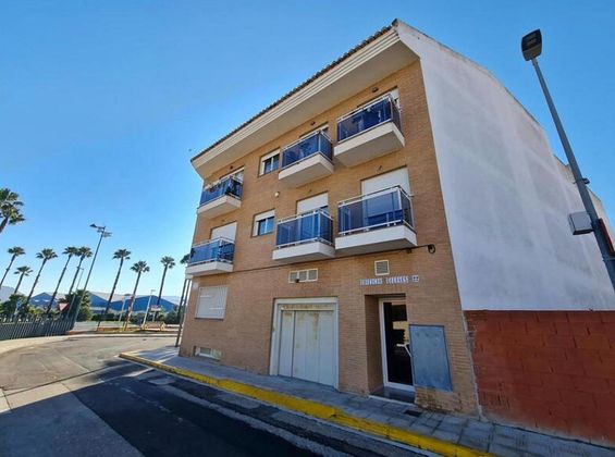 Foto 1 de Pis en venda a calle La Safor de 3 habitacions amb terrassa i ascensor