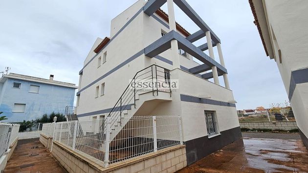 Foto 2 de Casa en venta en calle De la Carpa de 3 habitaciones con terraza y piscina