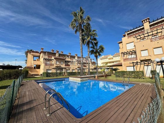 Foto 1 de Pis en venda a Oliva Playa de 1 habitació amb terrassa i piscina