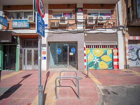 Foto 2 de Local en venda a Centro - Murcia amb aire acondicionat