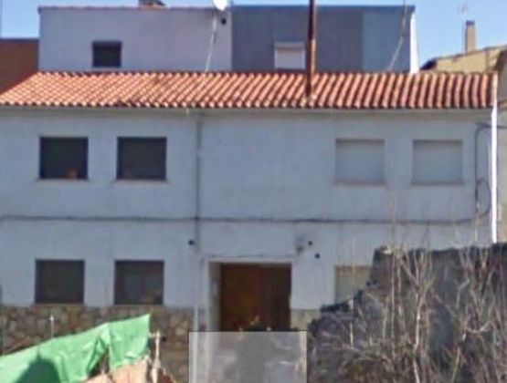 Foto 1 de Casa en venda a calle Nueva de 5 habitacions amb terrassa i balcó