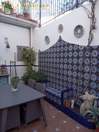 Foto 1 de Venta de casa en Benimàmet de 6 habitaciones con terraza y calefacción
