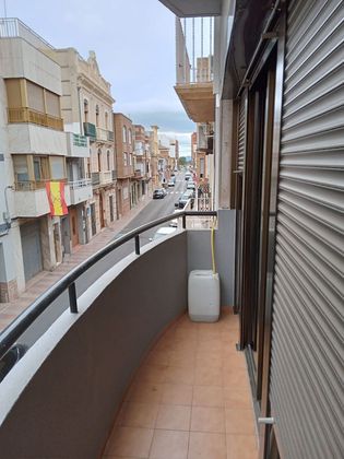 Foto 2 de Venta de piso en Silla de 2 habitaciones con terraza y aire acondicionado