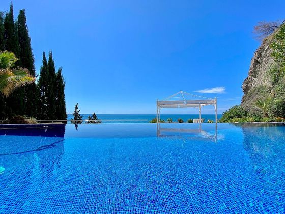 Foto 1 de Casa en venda a Almuñecar de 5 habitacions amb terrassa i piscina