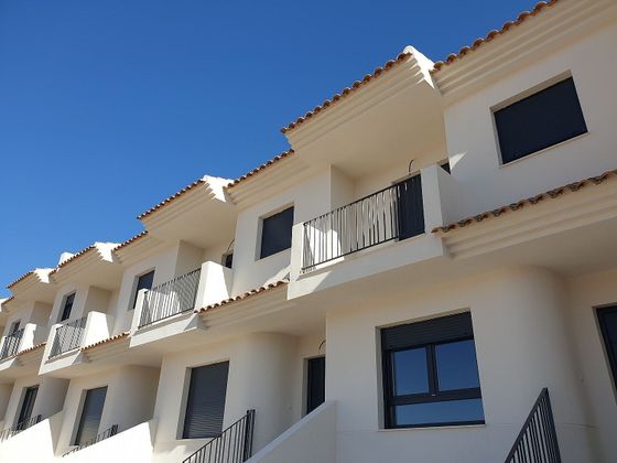 Foto 2 de Venta de casa en calle San Pancracio de 4 habitaciones con terraza y garaje