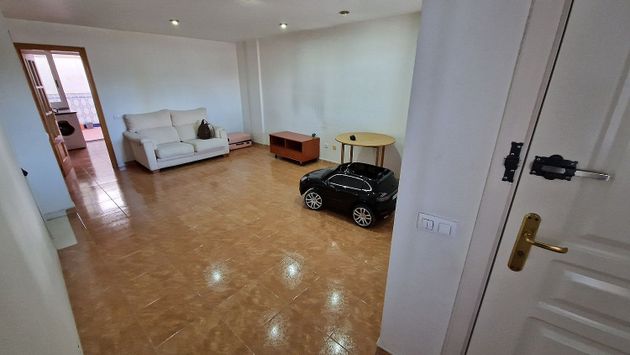 Foto 1 de Dúplex en venda a avenida Reino de Murcia de 3 habitacions amb garatge i balcó