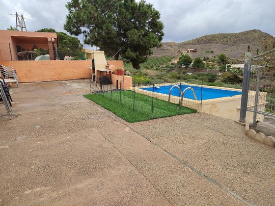 Foto 2 de Xalet en venda a calle Tebar de 2 habitacions amb terrassa i piscina