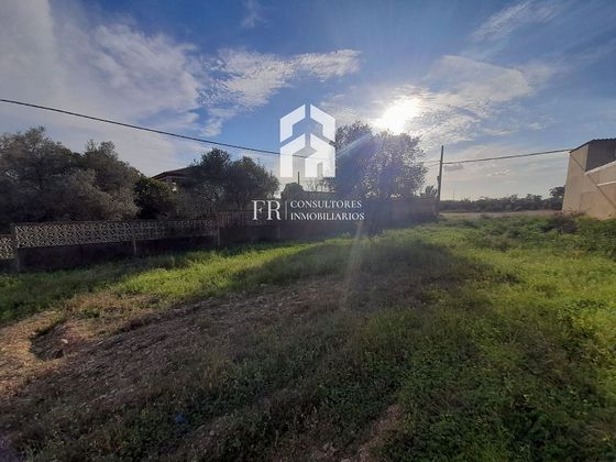 Foto 2 de Venta de terreno en Valverde del Camino de 875 m²