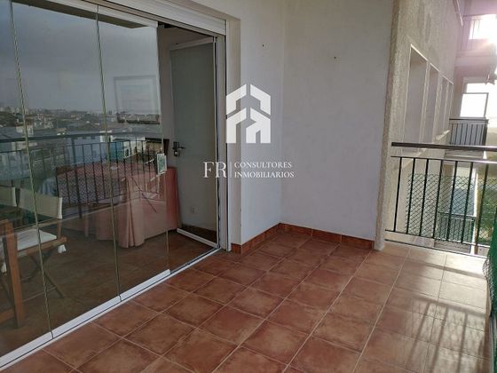 Foto 2 de Piso en alquiler en Punta Umbría de 3 habitaciones con muebles y balcón