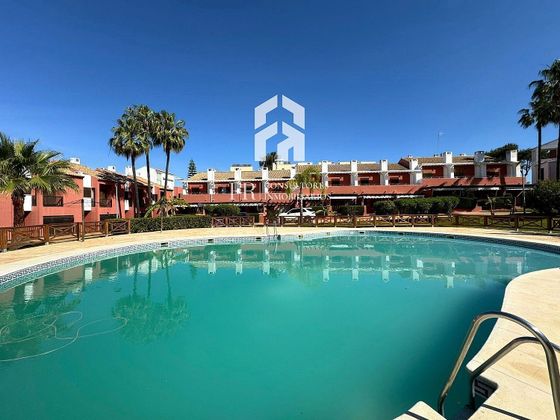Foto 2 de Casa en venta en La Antilla - Islantilla de 2 habitaciones con terraza y piscina