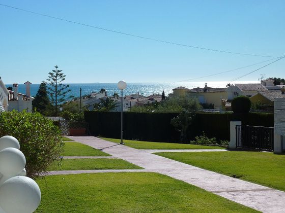 Foto 1 de Pis en venda a calle De la Penya Ventosa de 2 habitacions amb terrassa i piscina