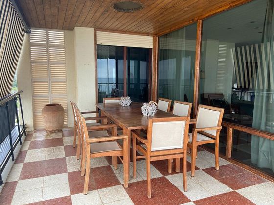 Foto 1 de Pis en lloguer a Playa de Gandia de 4 habitacions amb terrassa i piscina