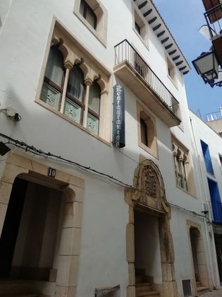 Foto 2 de Edificio en venta en calle Don Juan José Fulladosa de 682 m²