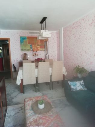 Foto 2 de Pis en venda a calle Libertad de 3 habitacions amb aire acondicionat i calefacció