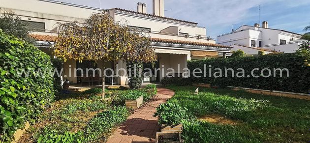 Foto 1 de Venta de chalet en El Carme-Sant Agustí-Bonavista de 3 habitaciones con terraza y piscina