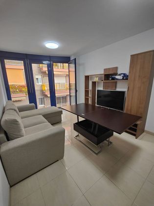 Foto 1 de Piso en venta en Casco Urbano de 2 habitaciones con aire acondicionado y calefacción