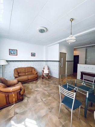 Foto 1 de Casa en venda a Catarroja de 4 habitacions amb terrassa i aire acondicionat
