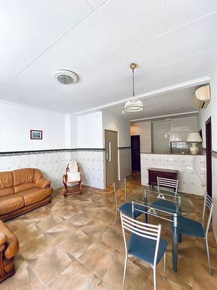 Foto 2 de Casa en venda a Catarroja de 4 habitacions amb terrassa i aire acondicionat