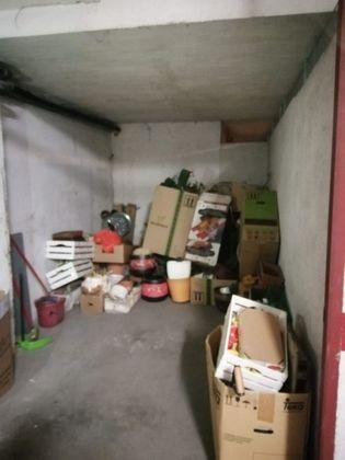 Foto 2 de Garaje en venta en Vía Romana de 12 m²