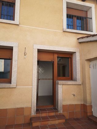 Foto 2 de Casa adossada en venda a Fresneda de Cuéllar de 3 habitacions amb terrassa i calefacció