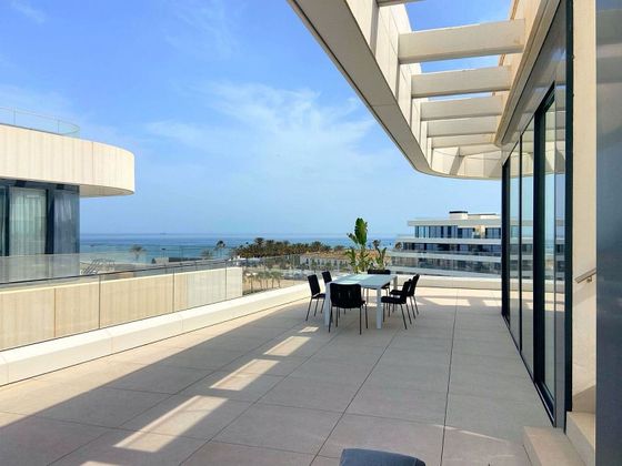 Foto 2 de Alquiler de ático en Playamar de 3 habitaciones con terraza y piscina