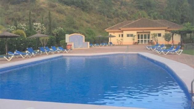 Foto 1 de Ático en venta en Casco Antiguo de 2 habitaciones con terraza y piscina
