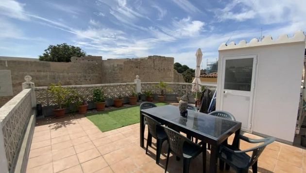 Foto 2 de Casa en venta en Playa Bajadilla - Puertos de 4 habitaciones con terraza y aire acondicionado
