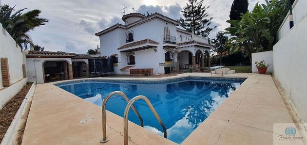Foto 2 de Venta de casa en Campo de Mijas de 6 habitaciones con terraza y piscina