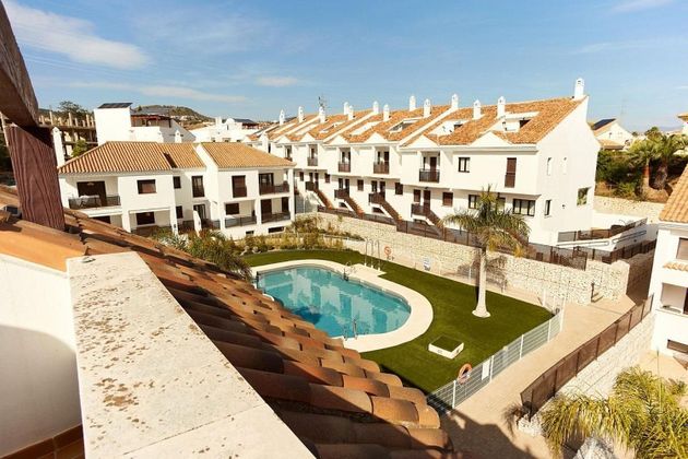 Foto 1 de Casa en venda a Riviera del Sol de 5 habitacions amb terrassa i piscina
