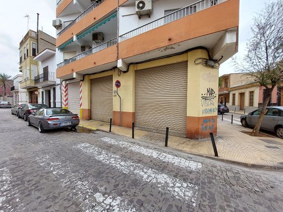 Foto 2 de Local en lloguer a barrio Tranviarios amb garatge