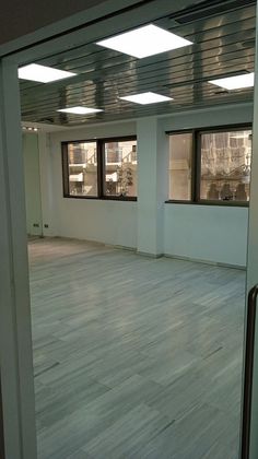 Foto 2 de Oficina en lloguer a calle Colón amb aire acondicionat i calefacció