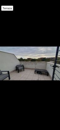 Foto 2 de Alquiler de casa adosada en avenida Cortes de Medio de 5 habitaciones con terraza y piscina